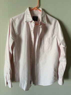 Abercrombie & Fitch Men's Pale Pink Button-Down Oxford Shirt